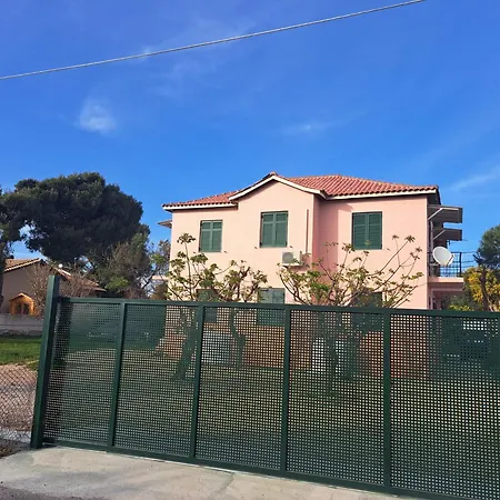 Giorgos House Nyaraló Lefkáda