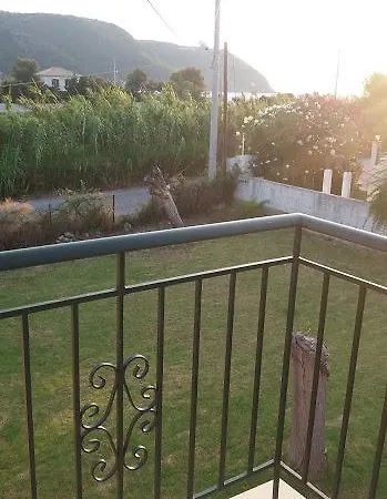 Giorgos House Nyaraló *