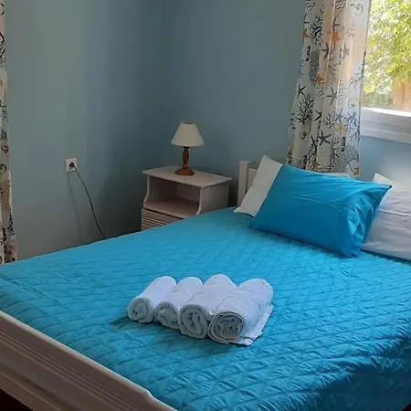 Giorgos House Holiday home *
